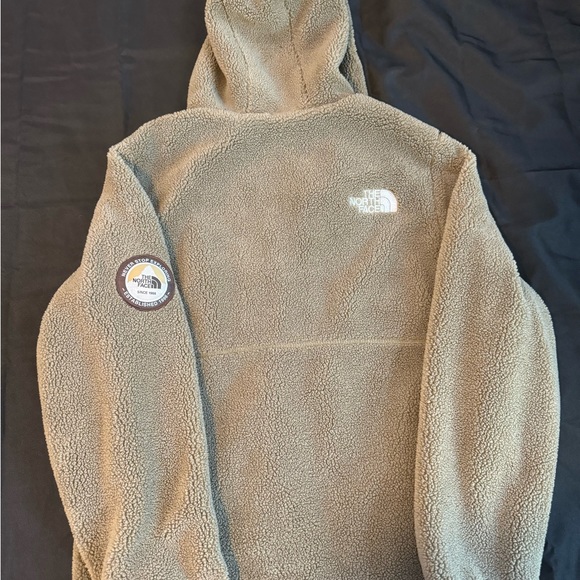 Irreversible Shepa North Face Hoodie size - Picture 4 of 8